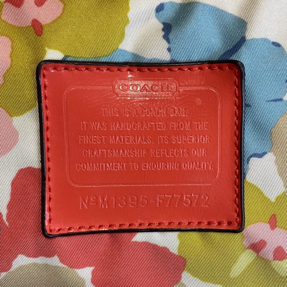 ❤️❤️❤️❤️SOLD❤️❤️❤️❤️Coach Floral Fabric-Nylon Bag & Snap Pouch🧡 - Picture 12 of 17